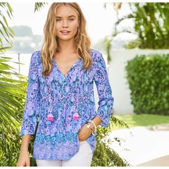 Lilly Pulitzer Tops - Lilly Pulitzer Marilina Tunic Top In Purple Iris Hello Sunshine Small